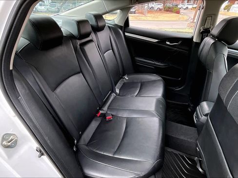 Used 2016 Honda Civic Touring image 20