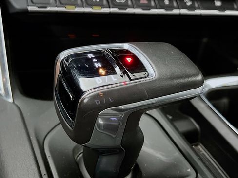 Used 2022 GMC Sierra 1500 Denali AWD/4WD image 19