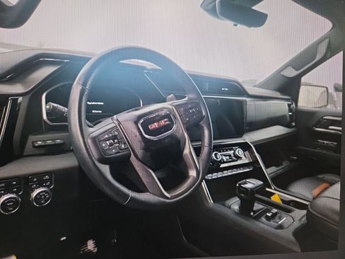 Used 2024 GMC Sierra 1500 AT4 w/ Technology Package image 6