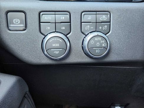New 2026 GMC Sierra 3500 SLT w/ SLT Convenience Package AWD/4WD image 24