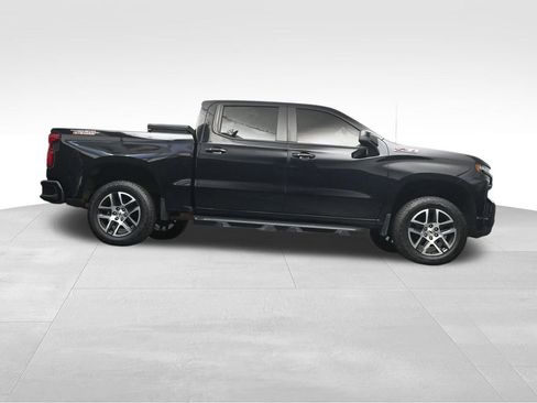 Used 2019 Chevrolet Silverado 1500 LT Trail Boss AWD/4WD image 15