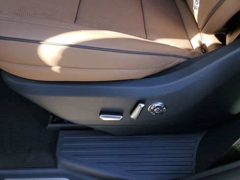 New 2025 Lincoln Navigator Black Label image 13