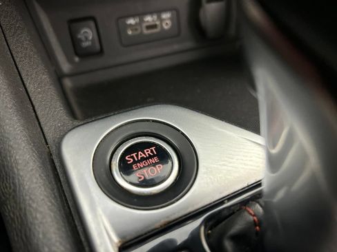 Used 2024 Nissan Sentra SR FWD image 4