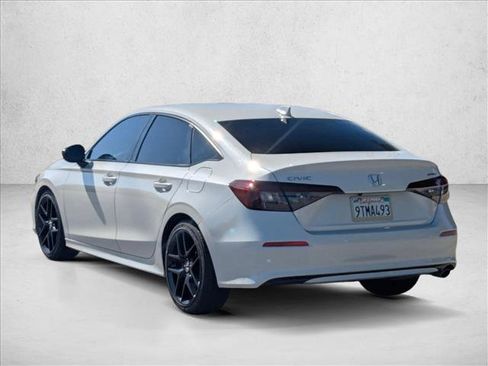 Used 2025 Honda Civic Sport image 8