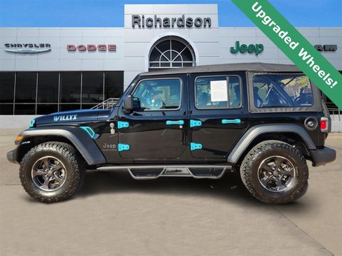 Used 2023 Jeep Wrangler Unlimited Sport image 3