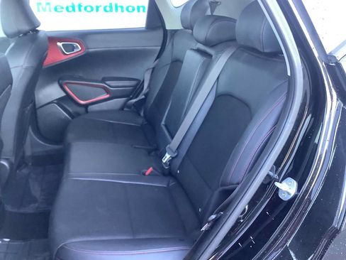 Used 2023 Kia Soul GT-Line FWD image 13