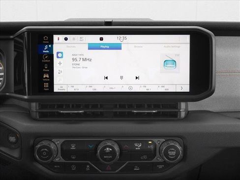 New 2026 Jeep Gladiator Sport AWD/4WD image 7