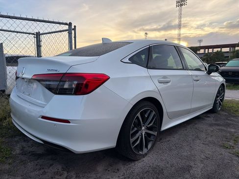 Used 2024 Honda Civic Touring image 7
