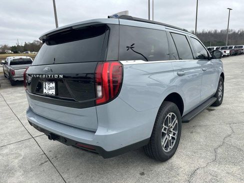 New 2025 Ford Expedition Active image 7