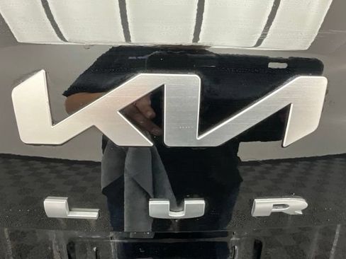 Used 2022 Kia Telluride LX AWD/4WD image 29