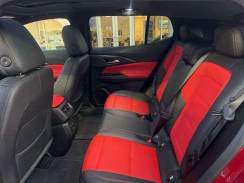 Certified 2024 Chevrolet Equinox EV RS w/ Active Safety Package 3 image 24