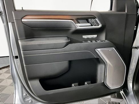 Used 2025 GMC Sierra 1500 Denali w/ Technology Package image 20