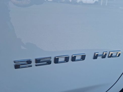 Used 2025 Chevrolet Silverado 2500 Custom w/ Custom Convenience Package AWD/4WD image 7