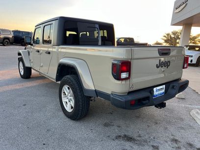 Used 2022 Jeep Gladiator Sport