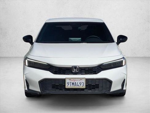 Used 2025 Honda Civic Sport image 2
