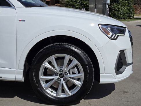 Certified 2025 Audi Q3 2.0T Premium w/ Convenience Package image 13