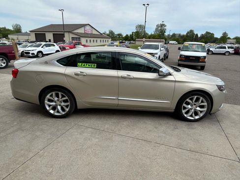 Used 2015 Chevrolet Impala LTZ FWD image 4