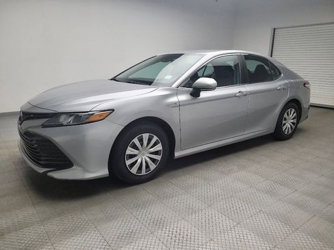 Used 2020 Toyota Camry LE w/ Fleet Convenience Package image 2