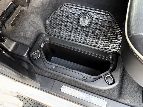 Used 2020 RAM 1500 Laramie AWD/4WD image 30