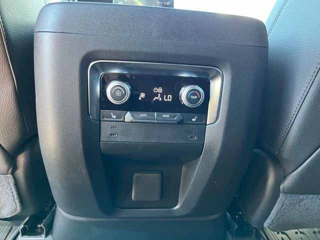 New 2026 GMC Yukon XL Denali w/ Sun & Power Step Package AWD/4WD image 20