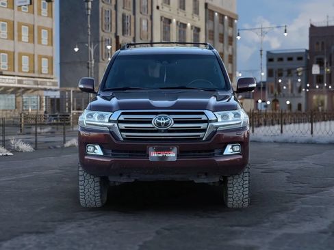 Used 2016 Toyota Land Cruiser AWD/4WD image 2