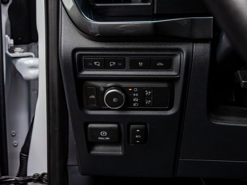 Used 2022 Ford F150 XLT w/ Equipment Group 302A High image 21