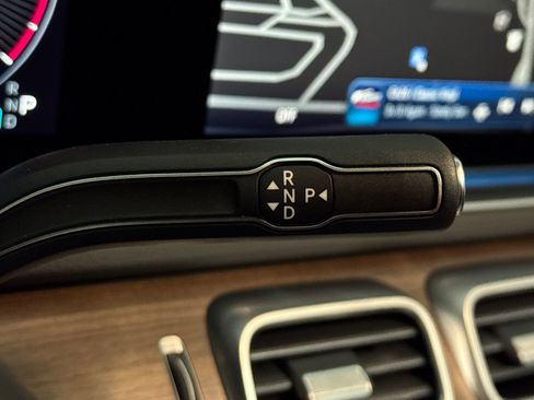 New 2026 Mercedes-Benz GLE 580 4MATIC image 16