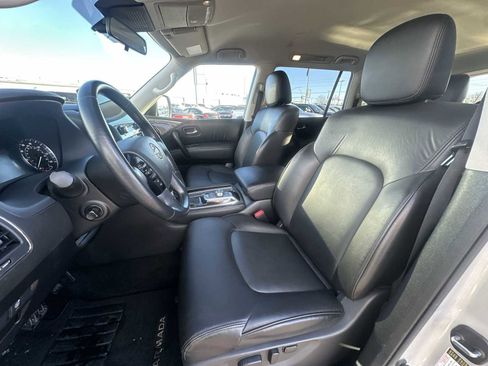Used 2022 Nissan Armada SV image 13