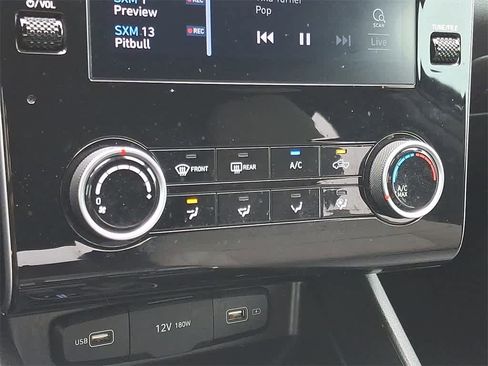 Used 2022 Hyundai Santa Cruz SEL image 16