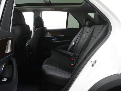 Used 2025 Mercedes-Benz GLE 350 4MATIC image 15