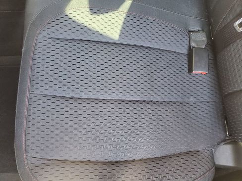 Used 2013 Chevrolet Equinox LS image 23