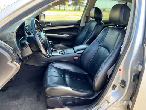 Used 2015 INFINITI Q40 w/ Navigation Package RWD image 11