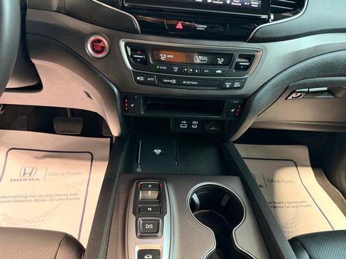 Used 2025 Honda Ridgeline RTL image 17