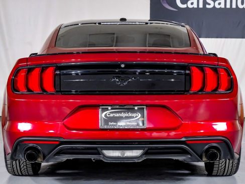 Used 2019 Ford Mustang Coupe w/ Black Accent Package RWD image 9