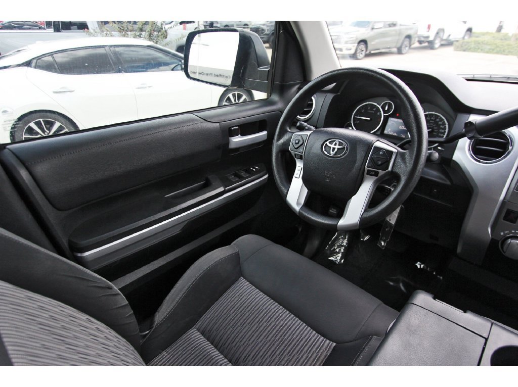 Used 2017 Toyota Tundra SR5 RWD image 8