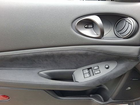 New 2024 Nissan Z NISMO w/ Floor Mat Package image 7