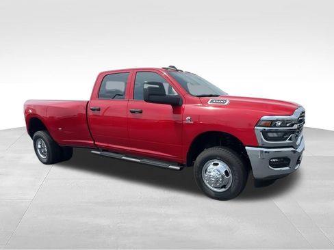 New 2026 RAM 3500 Tradesman AWD/4WD image 9