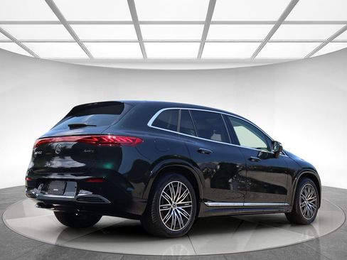 Used 2023 Mercedes-Benz EQS 450+ 4MATIC SUV w/ Pinnacle Trim Package image 6