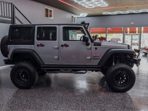 Used 2014 Jeep Wrangler Unlimited Sport w/ Quick Order Package 24S AWD/4WD image 6
