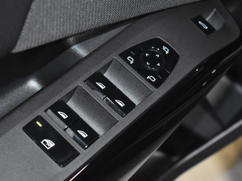 New 2026 BMW X3 xDrive30 w/ Premium Package image 5