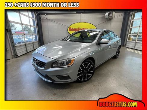 Used 2017 Volvo S60 T5 Dynamic AWD/4WD image 1