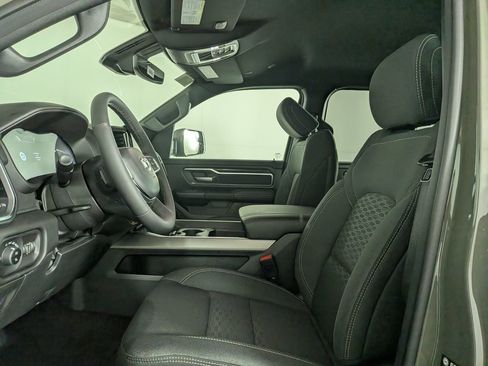 New 2026 RAM 1500 4x4 Crew Cab image 14