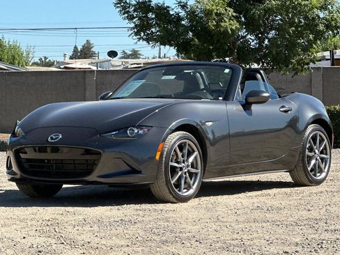 Certified 2023 MAZDA MX-5 Miata Grand Touring RWD image 9