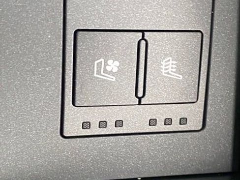 Used 2023 Lexus IS 350 F Sport w/ Navigation Package RWD image 18