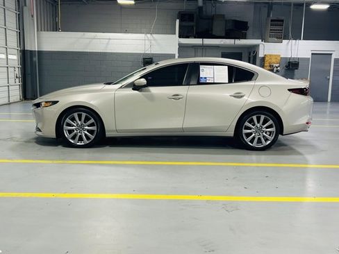Used 2022 MAZDA MAZDA3 s image 14