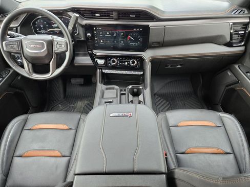Used 2024 GMC Sierra 2500 AT4 w/ AT4 Premium Plus Package AWD/4WD image 22