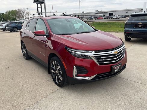 Used 2022 Chevrolet Equinox Premier AWD/4WD image 4