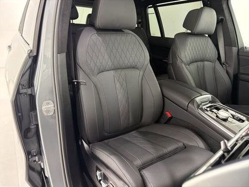 Certified 2024 BMW X7 M60i w/ Executive Package AWD/4WD image 21