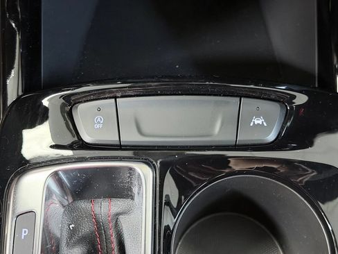 Used 2025 Chevrolet Trax RS w/ Driver Confidence Package FWD image 44