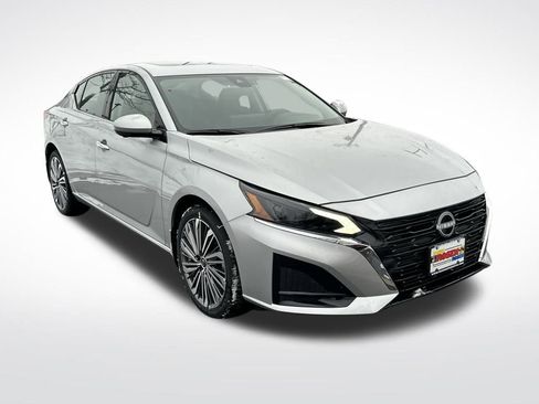 New 2025 Nissan Altima 2.5 SL image 7